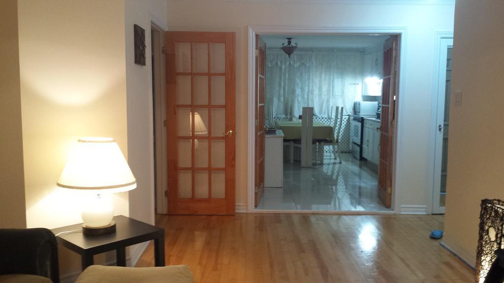 Three Bedroom Holiday Apartment Longueuil Ngoại thất bức ảnh