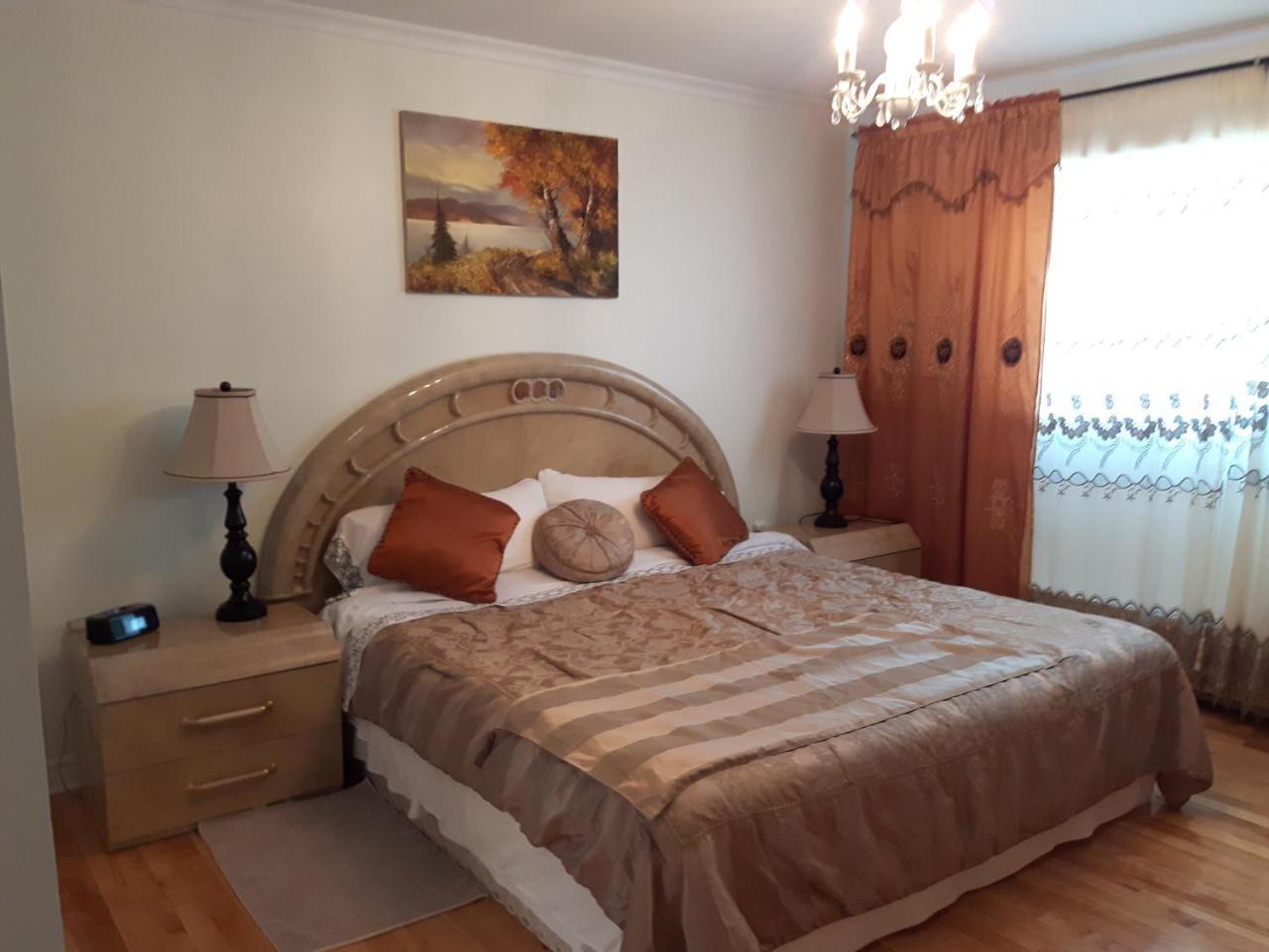 Three Bedroom Holiday Apartment Longueuil Ngoại thất bức ảnh