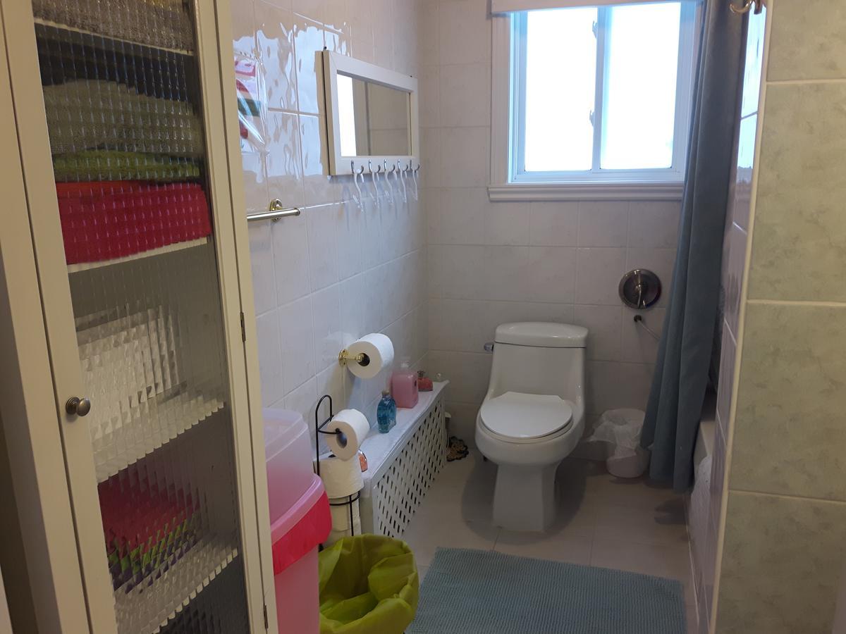 Three Bedroom Holiday Apartment Longueuil Ngoại thất bức ảnh