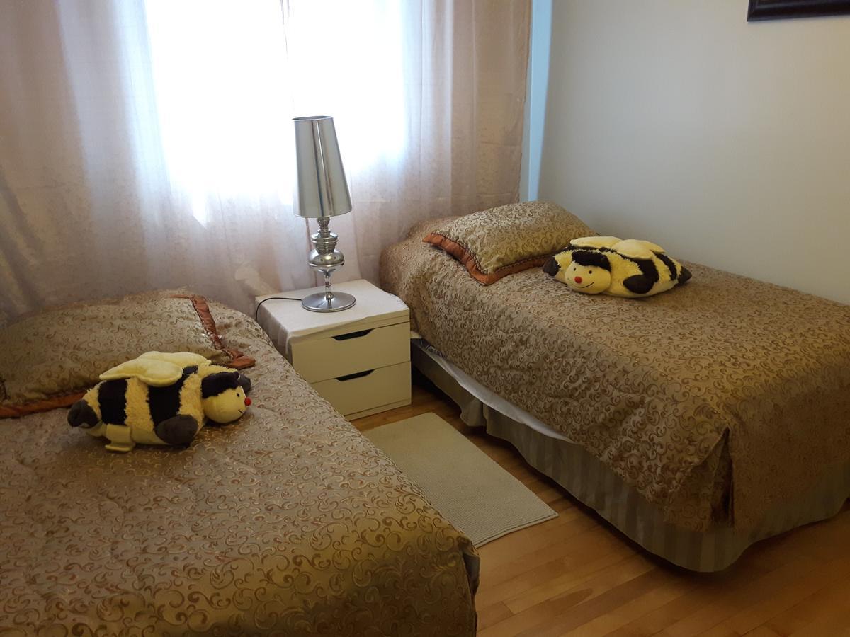 Three Bedroom Holiday Apartment Longueuil Ngoại thất bức ảnh