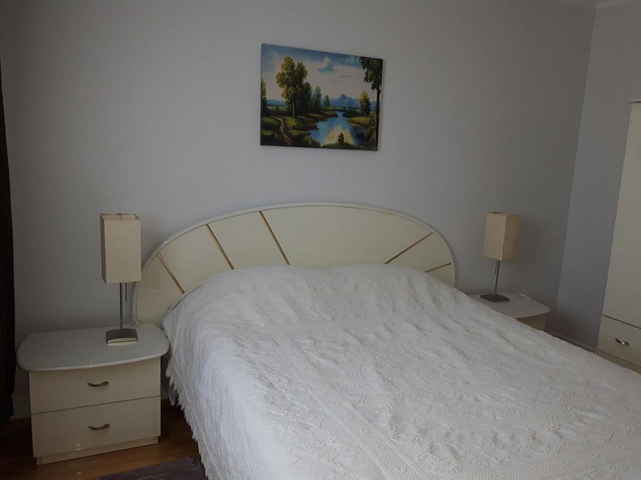 Three Bedroom Holiday Apartment Longueuil Ngoại thất bức ảnh